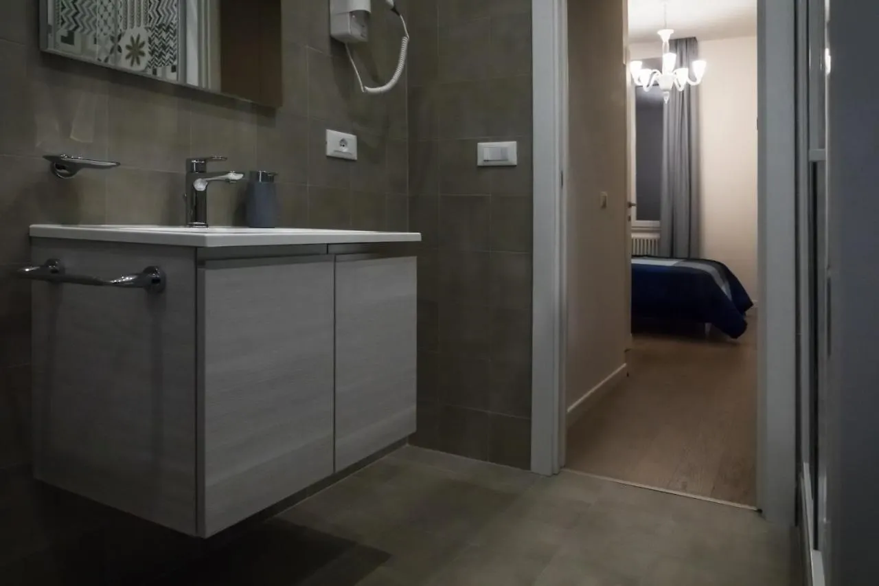 Apartment Casa Sciunzi - Elegant Guest House In Rome Termini Italien